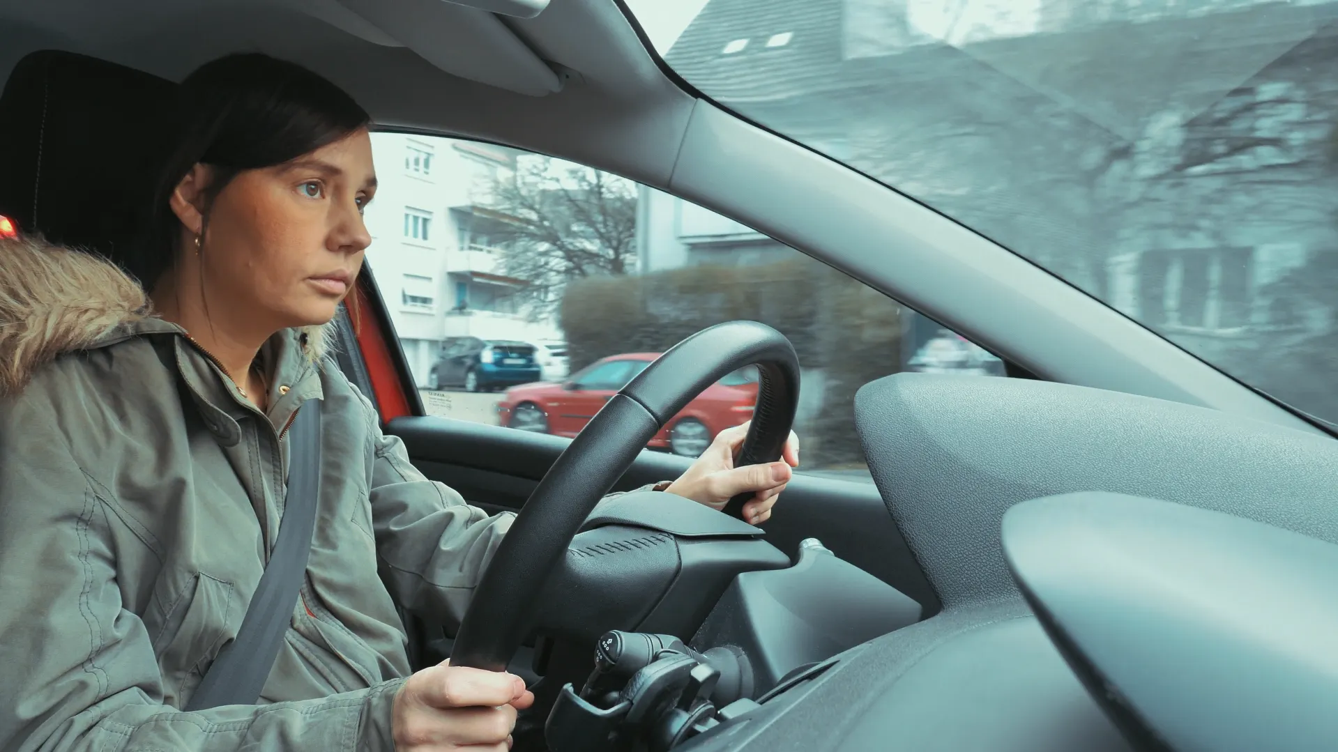 Fatigue driving is a major factor in accidents, with just 4 hours of sleep increasing the risk of an accident tenfold.But, with a Driver Monitoring System (DMS), tragedies from fatigue driving can be prevented.Besides detecting fatigue, DMS also monitors seat-belt usage and driver distraction. 